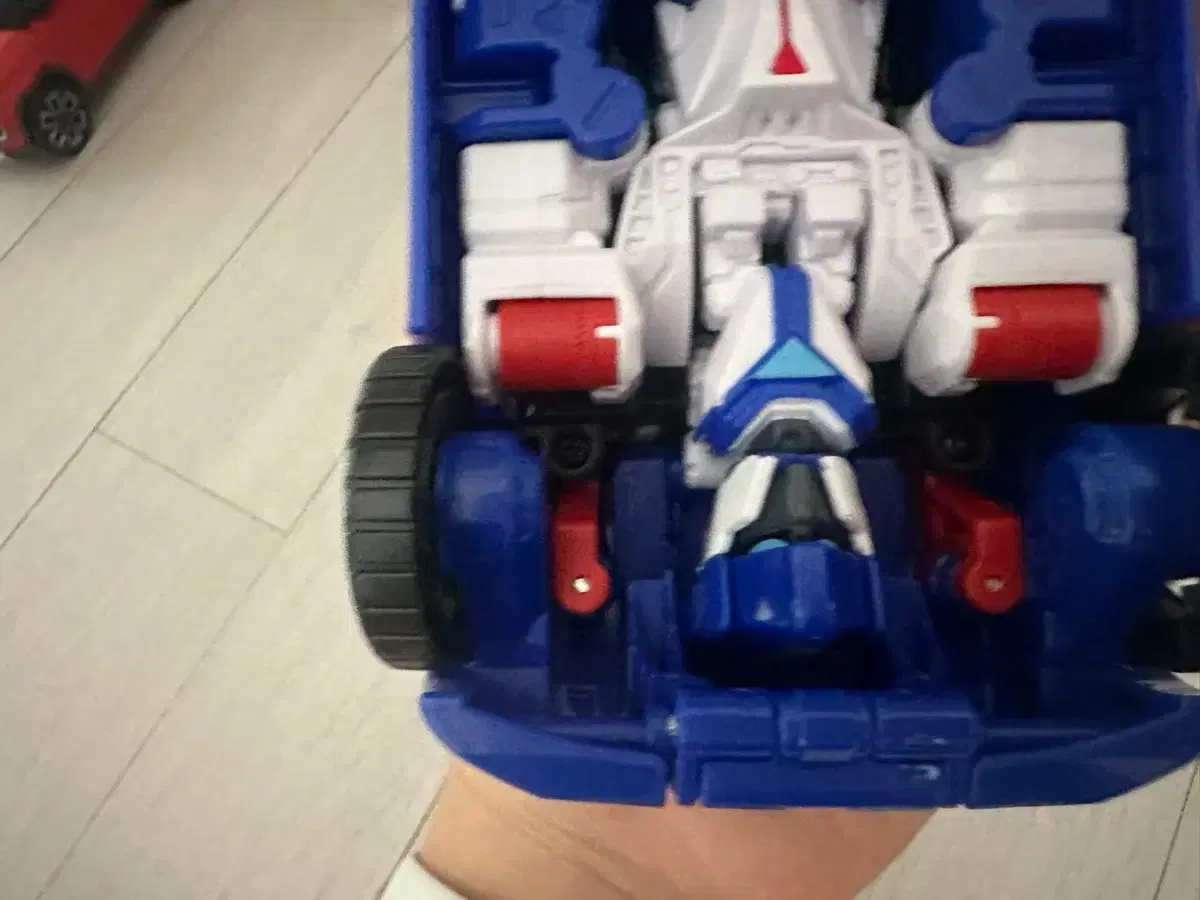 thumbnail-8